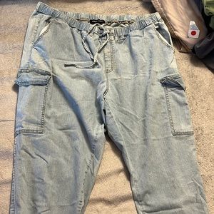 Women Plus Jogger Pants
